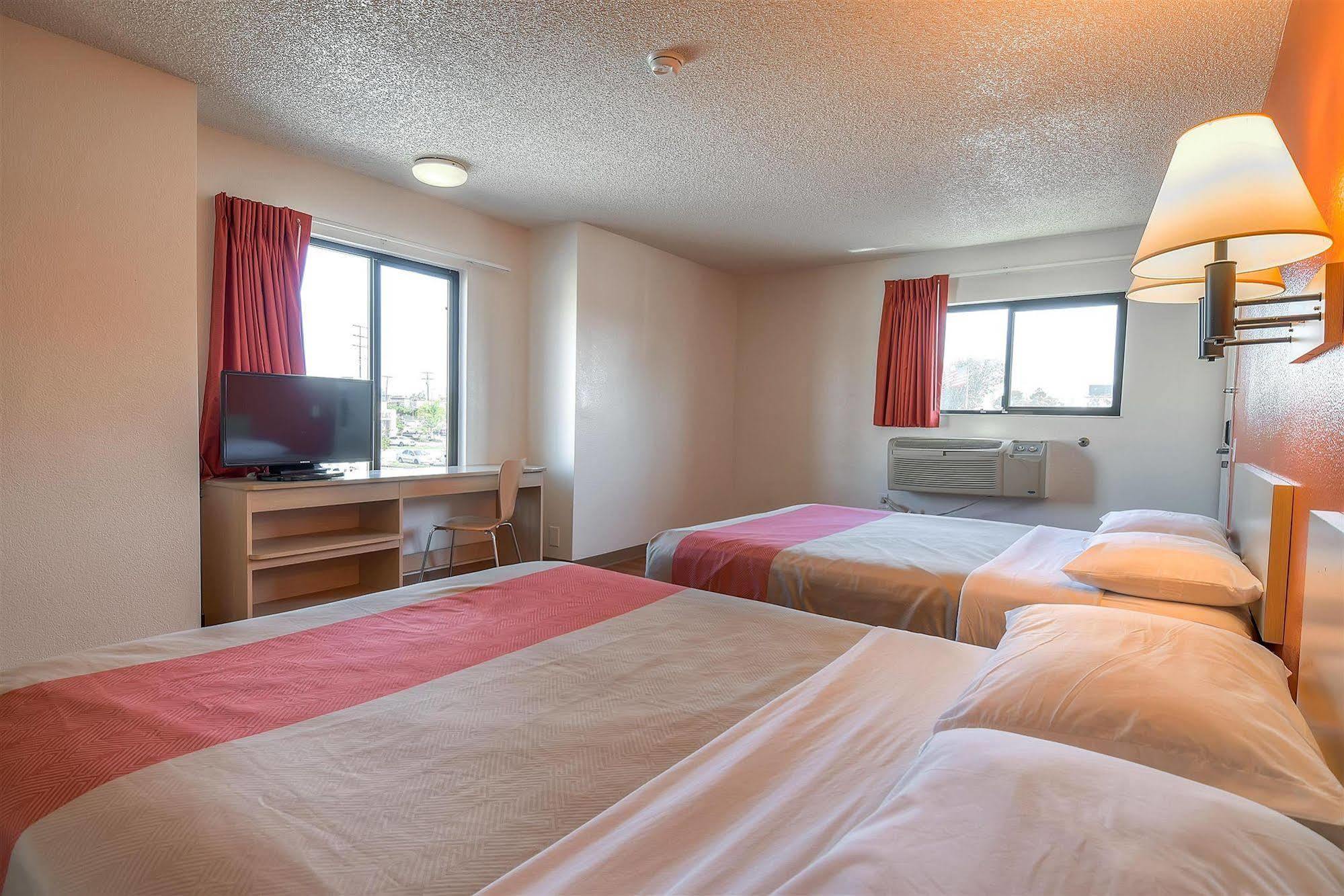Motel 6-Harbor City, Ca - Los Angeles Carson Buitenkant foto
