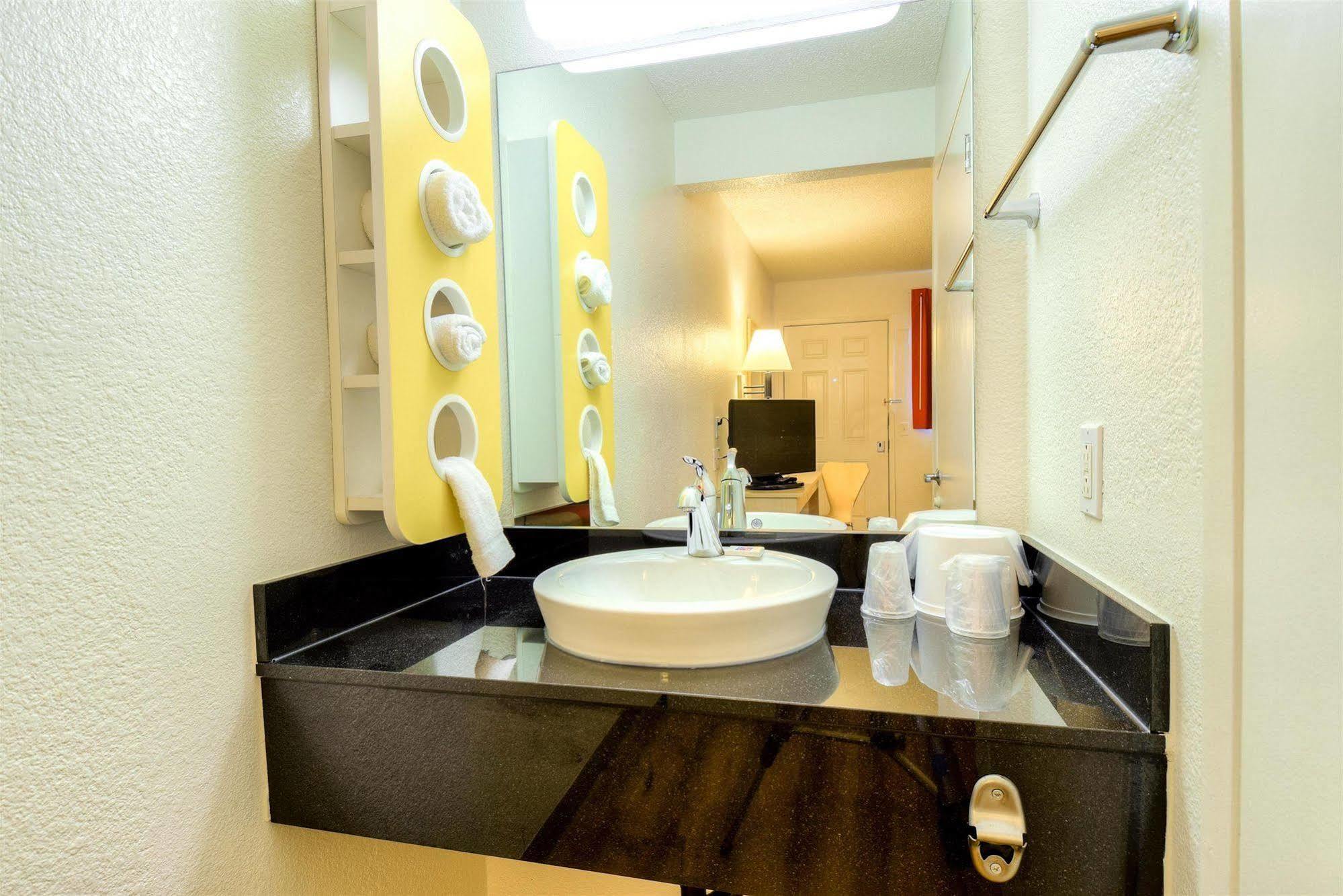 Motel 6-Harbor City, Ca - Los Angeles Carson Buitenkant foto