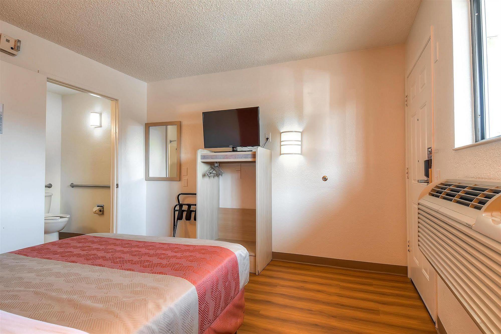 Motel 6-Harbor City, Ca - Los Angeles Carson Buitenkant foto
