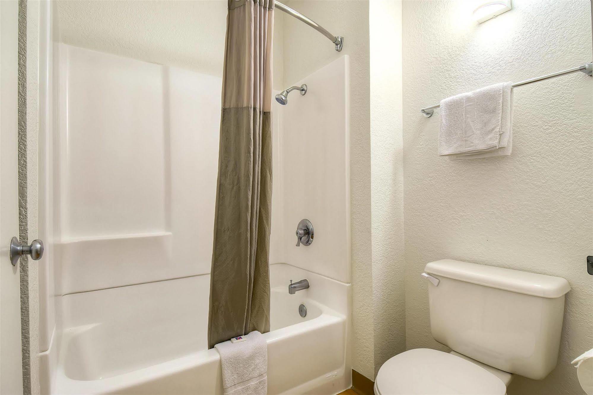 Motel 6-Harbor City, Ca - Los Angeles Carson Buitenkant foto
